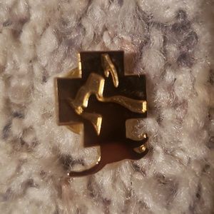 Humane‎ Society Lapel Pin